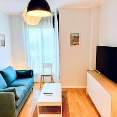 Airport Madrid Plenilunio Suites Green by beBalmy