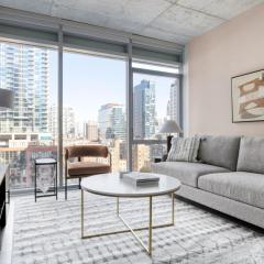 River North 1br w gym pool roof nr Riverwalk CHI-818