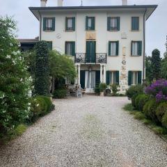 Villa Leonati
