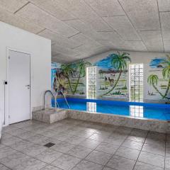 Nice Pool House On Scenic Møn