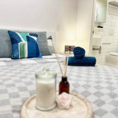 ES2410-2Bed 2Bath Vision Apt with Balcony, Pool & Gym