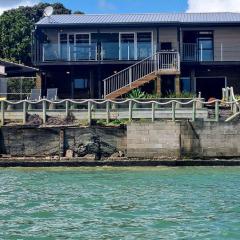 Waterfront Location holiday accommodation