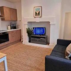 Peaceful apartment with courtyard in town centre