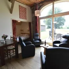 Quaint Farmhouse in Geesteren with Meadow View