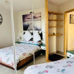 Moderne Mini Maison - Quartier Résidentiel Calme