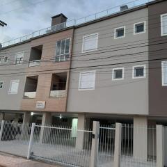Apartamento térreo 2 Dorm