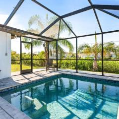 Englewood Escape 3BR Canal Front with Pool