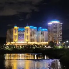 Island Castle Hotel & Waterpark