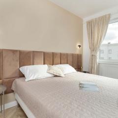Kartuska Stylish Apartment & Parking by Noclegi Renters
