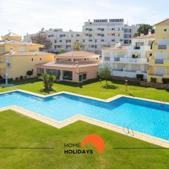 #243 Jardins de Santa Eulália H23 by Home Holidays