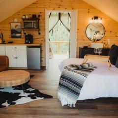 The Skinner, Luxury Safari Tent