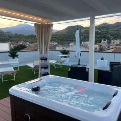 Holiday house ice honey