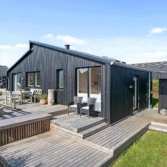 Amazing Home In Juelsminde
