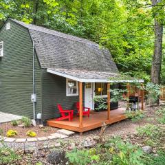 Modern Mountain Cottage w Hot Tub, Fire Pit, WiFi