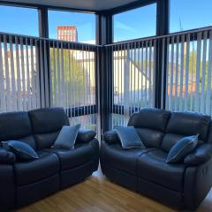 ParkCentral Birmingham City Centre - near Chinatown - private gated free parking