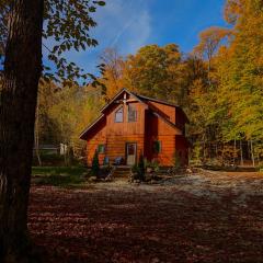 Cozy Log Cabin with Lake Access