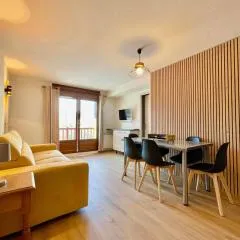 Appartement cosy avec piscine et parking, au pied des pistes - FR-1-505-213