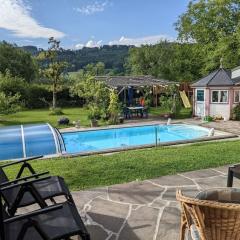Schöne Wohnung mit Terrasse, Garten und-Pool