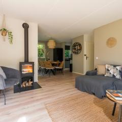 Cozy No 2 Sauna, houtkachel en hottub