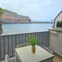 Relax Beachfront Vistas al Mar Studio in Tenerife