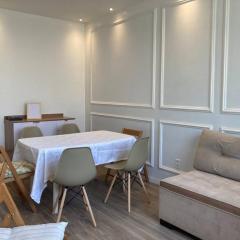 Apto V8 - próximo ao INPA TCE UFAM - Prático e Bem Localizado