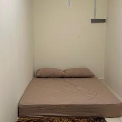 Kiki's room for men 8B
