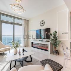 Classy 3BR with Assistant Room at Sunrise Bay Tower 1 Emaar Beachfront, Dubai Marina by Deluxe Holiday Homes