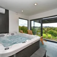 Wellness Villa Silente with spa area