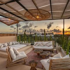 Luxury 3 bdr at Aldea Zama, Private Pool!