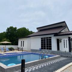 Tok Abah Cottage n Pool Melur