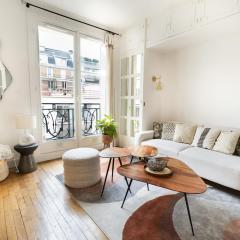 Très lumineux. 1 chambre Batignolles / Opéra.