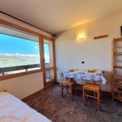Confortable studio 2 pers. à 100m des pistes avec balcon et vue Mont-Blanc - FR-1-353-22