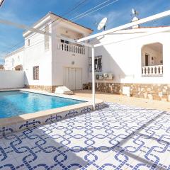 3 Bedroom Beautiful Home In Rojales