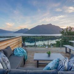 Highlands Apt- Lake Views- Free Parking- AC- BBQ