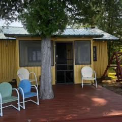 Yellow Cottage - Trick's Resort