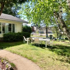 Suttons Bay Sunshine