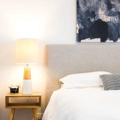 Superior City Stay - Above the Sheraton