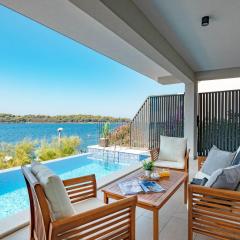 Beachfront Holiday Villa Marija - Karbuni