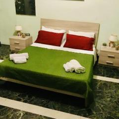 Maya's Apartment close to Ballarò Market and Central station
