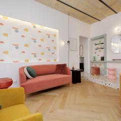 YCH-Colorful and classy apartment near Fori Imperiali