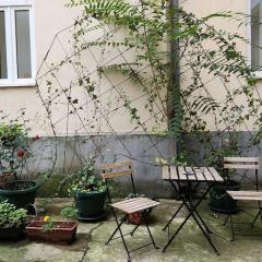 Newly built cozy & modern gem - center of old town