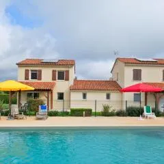Duo de Maisons avec Piscine et Clim