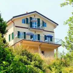Cottage in Sesta Godano near Forest & Sea