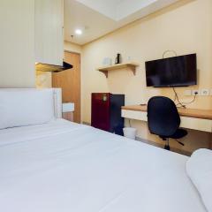 Homey and Simply Look Studio Room Apartment B Residence By Travelio
