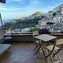 LAPILLI HOUSE TAORMINA