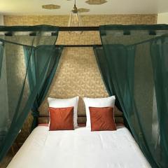 Love room or et rouge