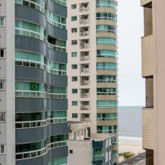 Apto Rústico com Vista Lateral do Mar KZ7271