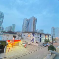 Pé na areia praia da Guilhermina III