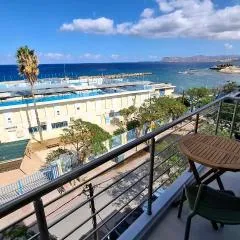 Sea View Modern 2BR Top Floor on Nea Chora Beach