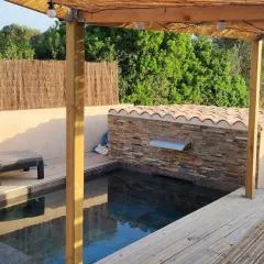 Tiny house avec piscine à Figari